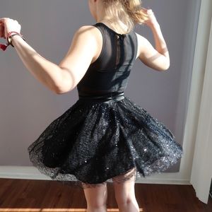 Black mini party dress 💃